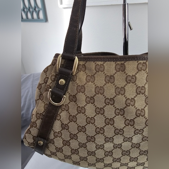 Gucci GG Monogram Abbey Shoulder Bag - Picture 3 of 12